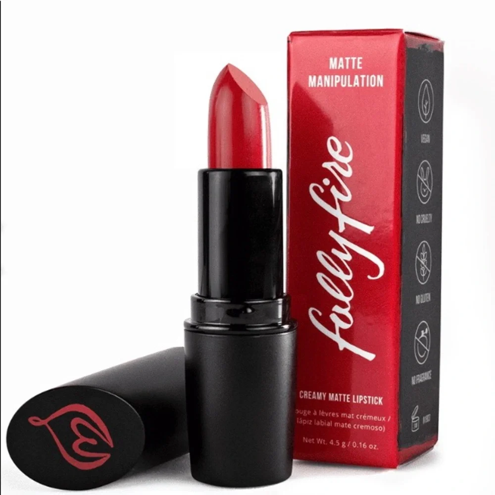 Fully Fire matte lipstick in color here to slay 💄💄💄